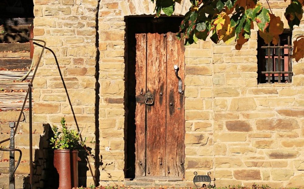 Comment réaliser des travaux à Mandelieu La Napoule sur un bien classé bâtiment de France ?