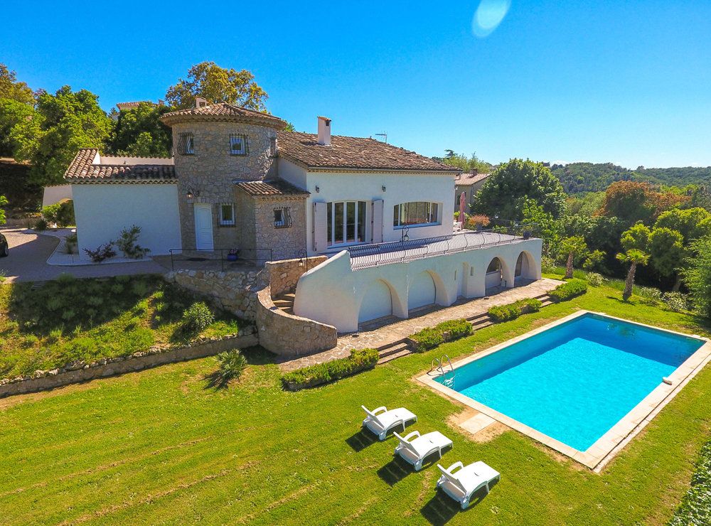 Location saisonnière à l'étranger depuis la Cote d'Azur